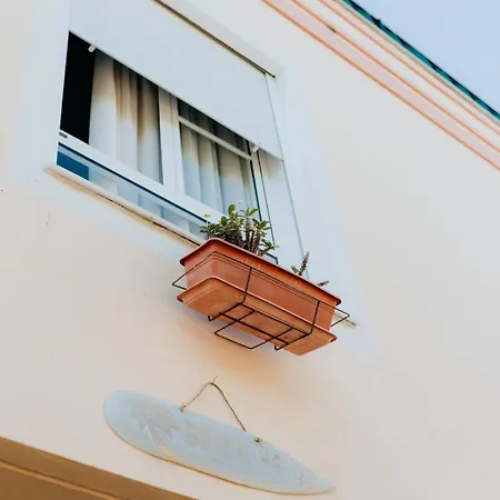 Hostal Vibes Surfhouse *
