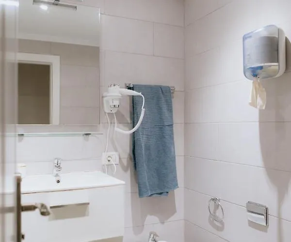 Endless Summer Vibes Hostel *