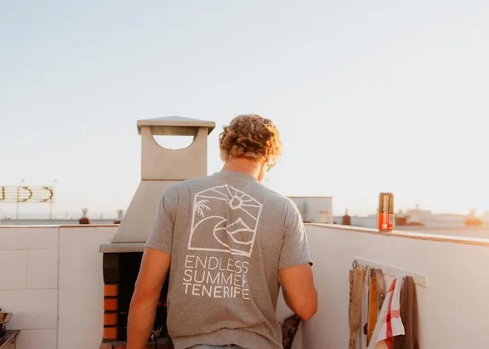 Endless Summer Vibes Hostal