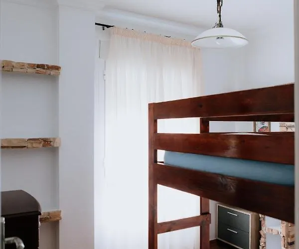 Endless Summer Vibes Hostal Costa Adeje (Tenerife)