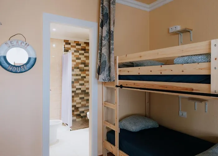 Hostal Endless Summer Vibes